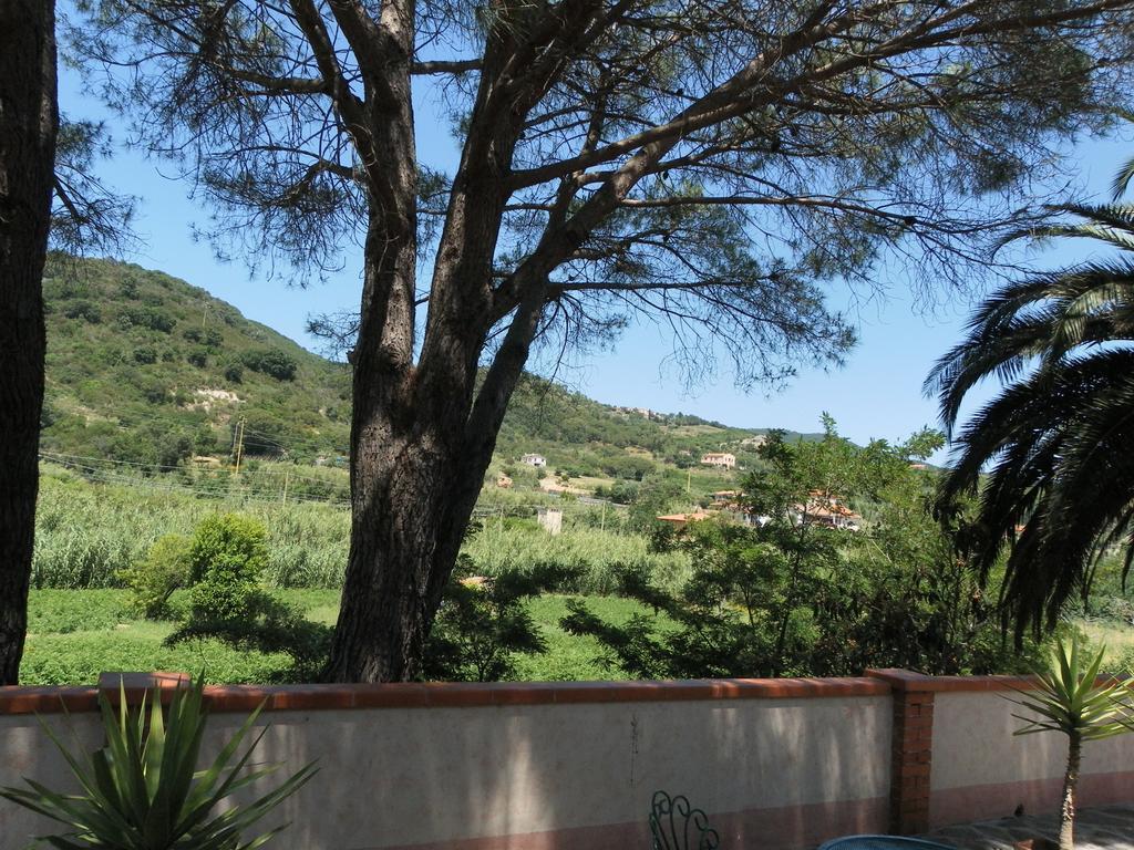 Affittacamere Il Caminetto Portoferraio Exteriör bild