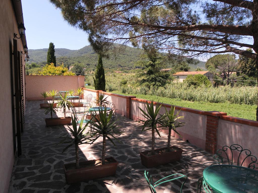 Affittacamere Il Caminetto Portoferraio Exteriör bild